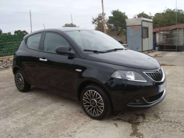 Lancia Ypsilon 51 kW image number 2