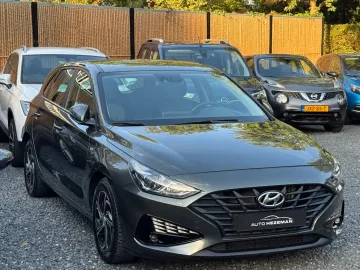 Car image 24