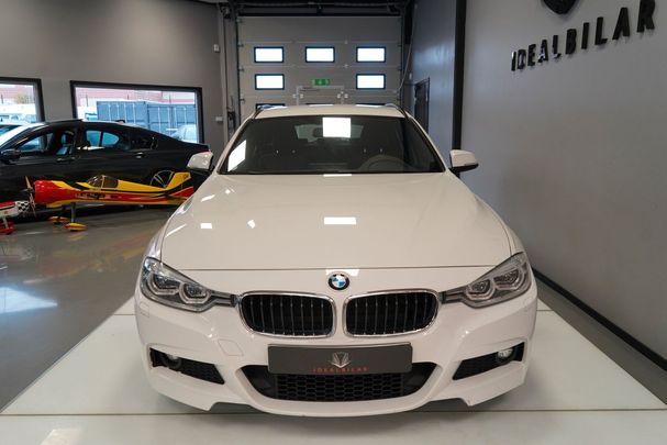 BMW 320i Touring xDrive 135 kW image number 2