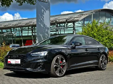 Car image 30