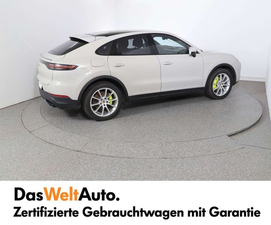 Porsche Cayenne Coupé E-Hybrid 340 kW image number 3