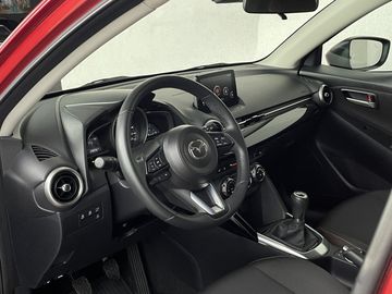 Car image 30
