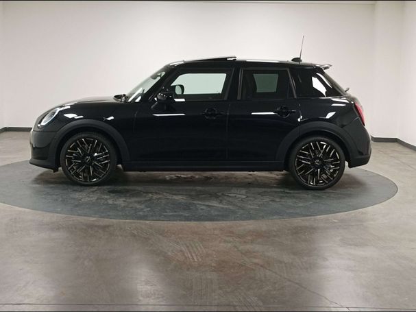 Mini Cooper S Favoured DKG 152 kW image number 5