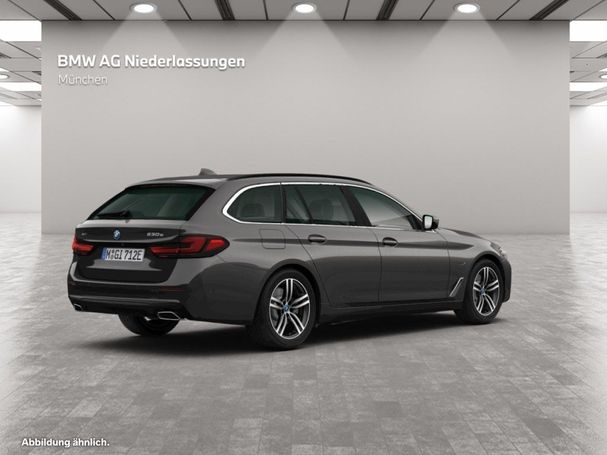 BMW 530 Touring xDrive 215 kW image number 2