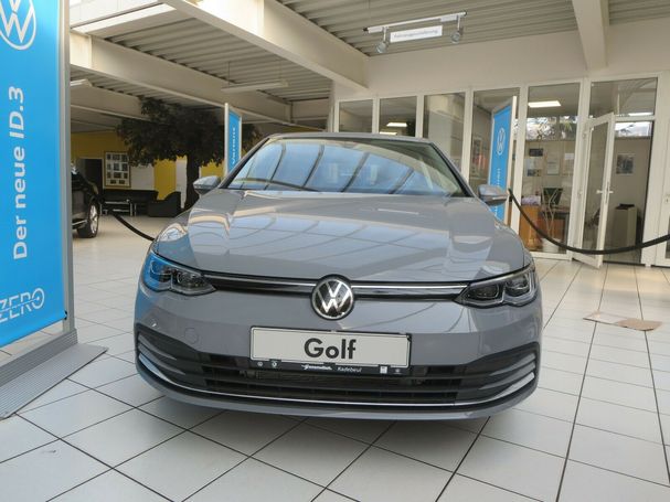 Volkswagen Golf 1.5 eTSI Style DSG 110 kW image number 2