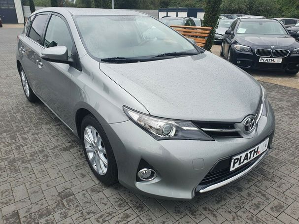 Toyota Auris 97 kW image number 2