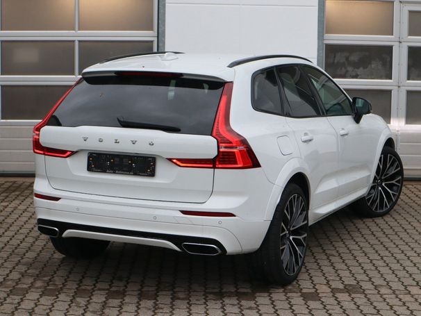 Volvo XC60 B4 R Design 145 kW image number 18