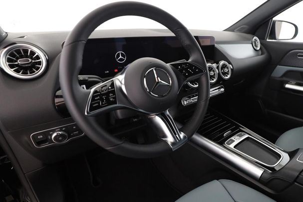 Mercedes-Benz GLA 250 e 160 kW image number 15