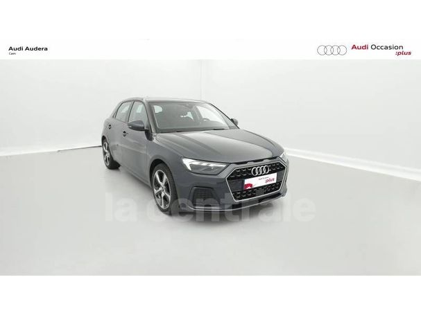 Audi A1 1.0 TFSI S tronic Advanced 70 kW image number 17