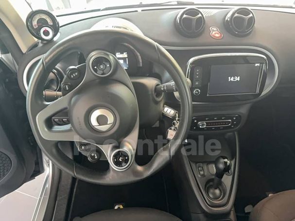 Smart ForTwo coupe EQ passion 60 kW image number 8