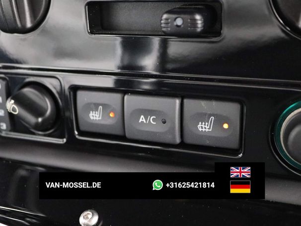 Land Rover Defender 291 kW image number 22