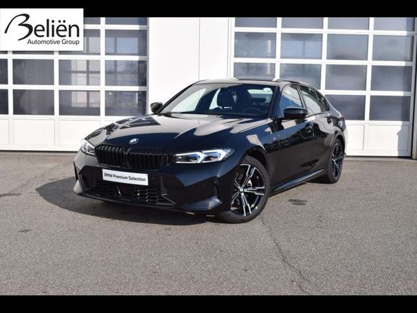 BMW 320i 135 kW image number 1