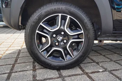 Car image 28