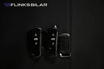 Car image 35