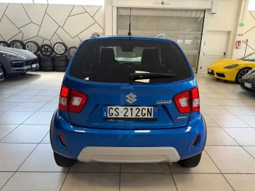 Car image 5