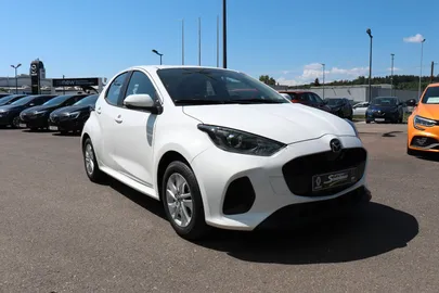 Car image 2