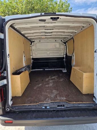 Renault Trafic DCi 120 L2H1 88 kW image number 6