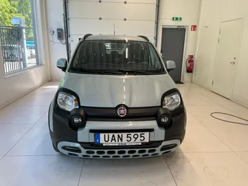 Car image 2