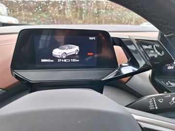 Car image 25