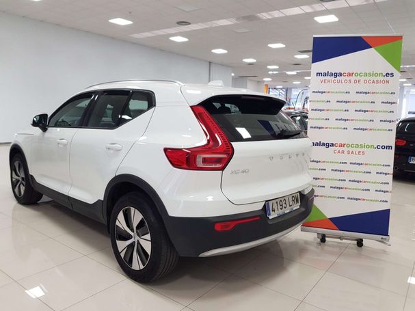 Volvo XC40 T2 Momentum 95 kW image number 4