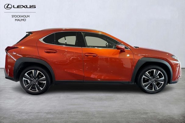 Lexus UX 250h 138 kW image number 5