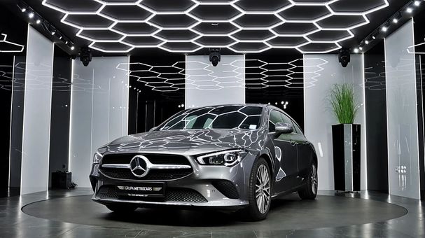 Mercedes-Benz CLA 200 Shooting Brake 7G-DCT 120 kW image number 1