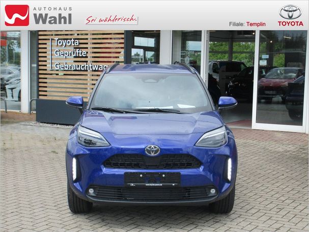 Toyota Yaris Cross 1.5 Hybrid Team Deutschland 85 kW image number 3