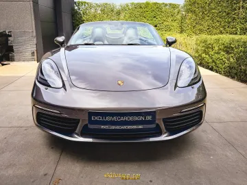 Car image 3