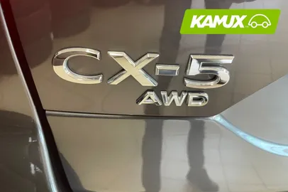 Car image 26