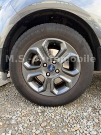 Car image 32