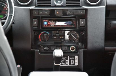 Car image 25