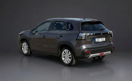 Car image 6
