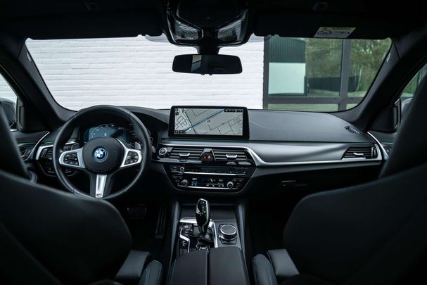 BMW 530 Touring xDrive 215 kW image number 37