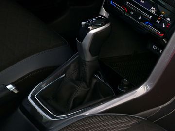 Car image 30