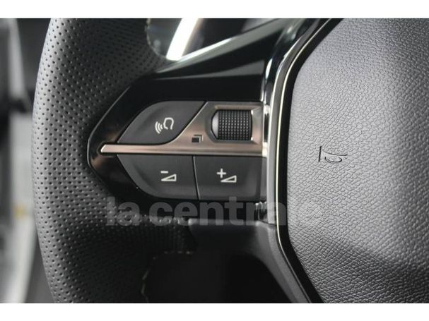 Peugeot 2008 PureTech 130 96 kW image number 21