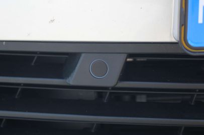 Car image 37