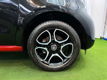 Car image 31