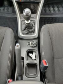 Car image 33