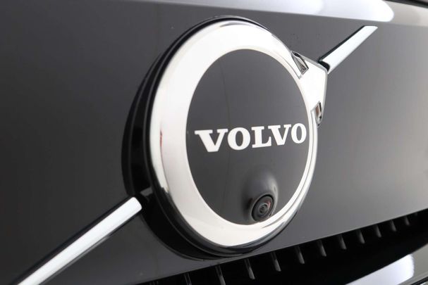 Volvo XC40 Single Motor Extended Range Ultimate 185 kW image number 18