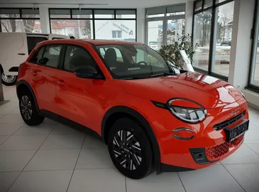 Car image 10