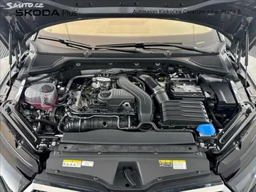 Car image 35