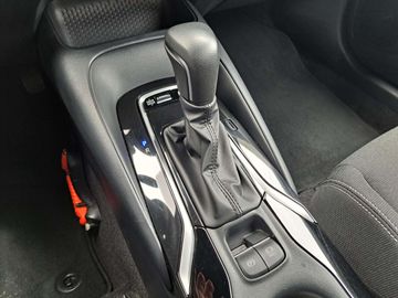 Car image 24