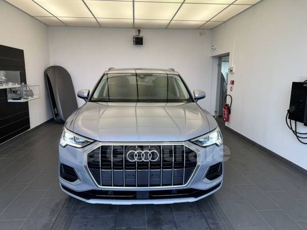 Audi Q3 35 TDI S tronic 110 kW image number 3