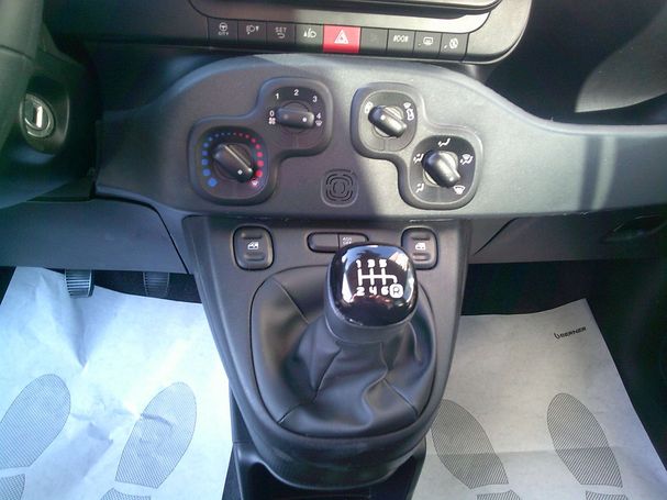 Fiat Panda 1.0 Hybrid 51 kW image number 13