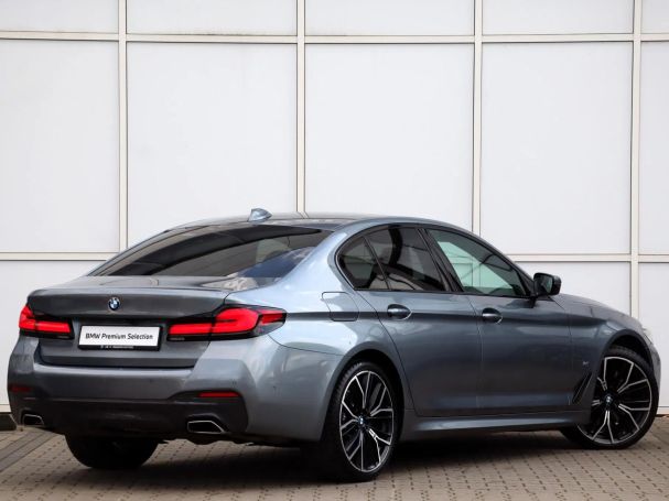 BMW 530d xDrive 210 kW image number 1