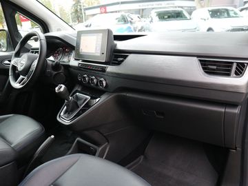 Car image 36