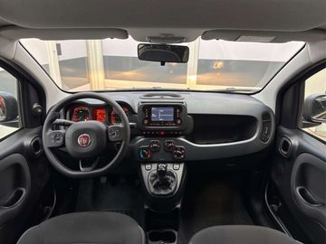 Car image 10