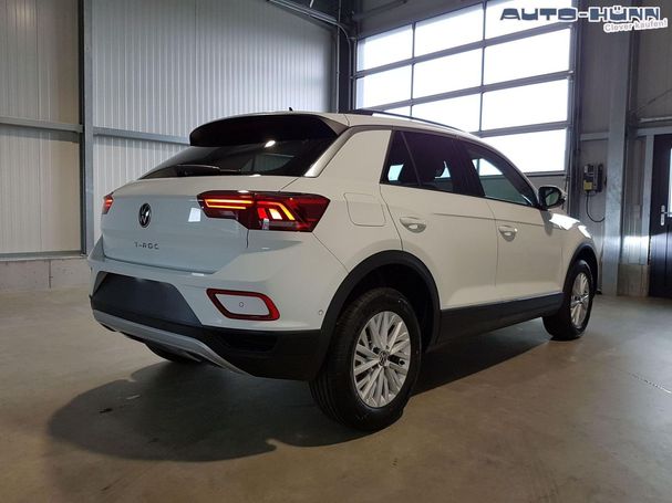 Volkswagen T-Roc 1.0 TSI T-Roc 81 kW image number 4