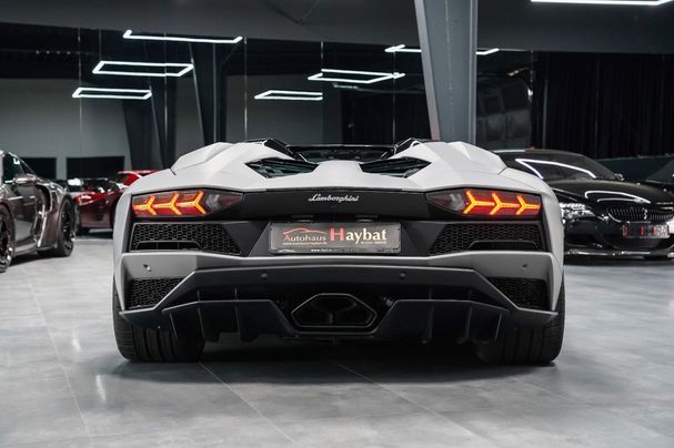 Lamborghini Aventador Roadster S 544 kW image number 14