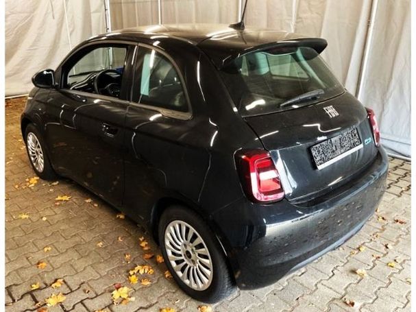 Fiat 500 e Action 70 kW image number 4